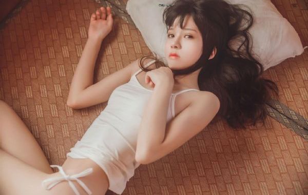 欧美几何耳环_高清神马在线观看