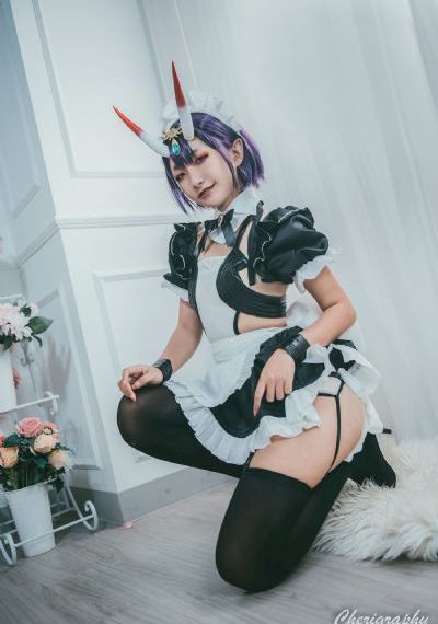 欧美少女逼逼_超清完整在线观看