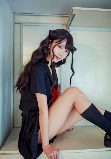 欧美高级咖啡色图片_国产在线视频