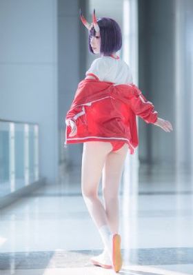 丝袜美腿美女被狂躁长网站_完整无删减版